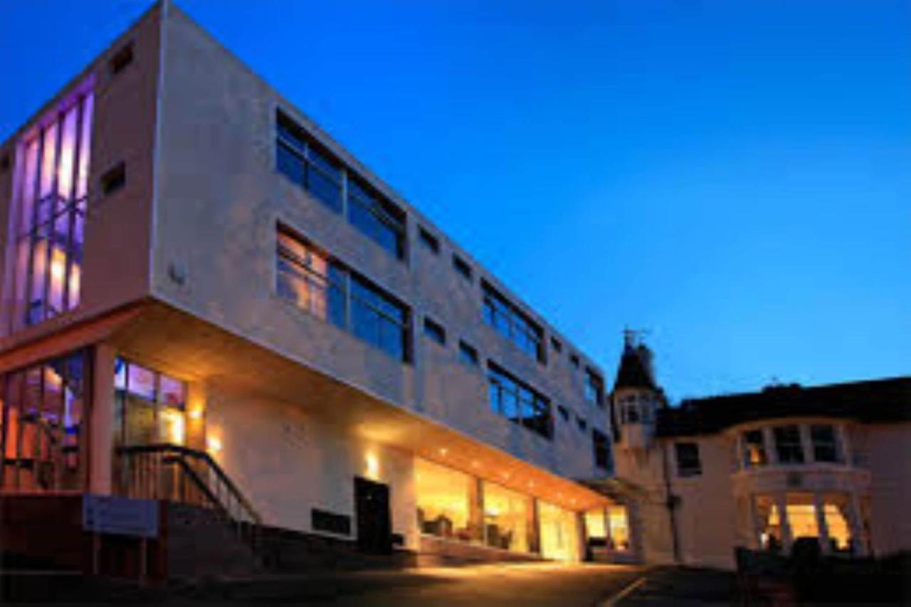 Oyo Clayton Lodge Newcastle-under-Lyme Exterior photo